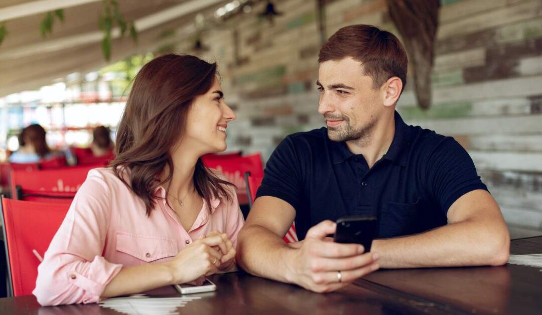 The Pros and Cons of Taking Dating Advice From Women?